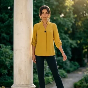 Blusa botón grande