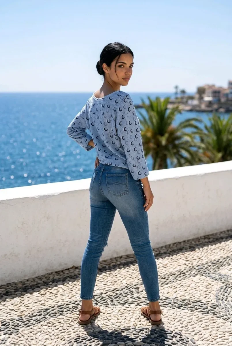 Blusa estampado geométrico - Imagen 6