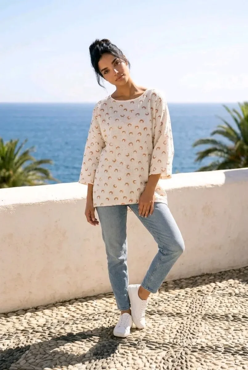 Blusa estampado geométrico - Imagen 8