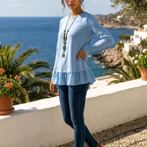 Camiseta manga larga con volante y collar