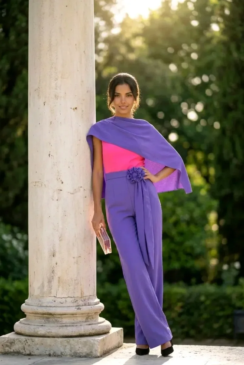 Mono de invitada Naroa, diseño liso sin mangas y pantalón ancho - Imagen 6
