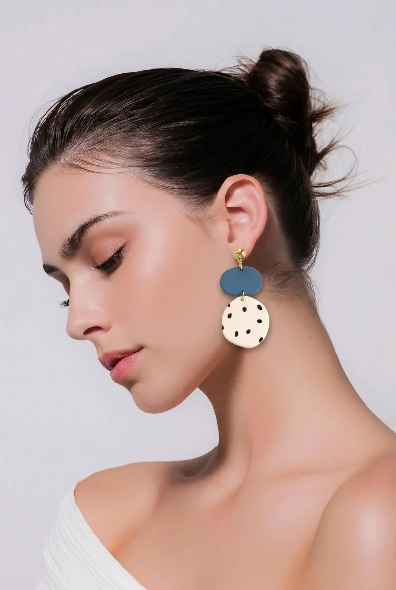 Pendientes colgantes diseño redondeado, Joanne - Imagen 2
