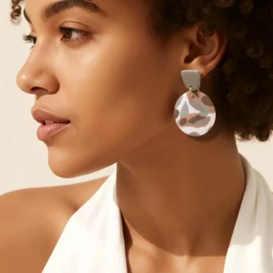 Pendientes geométricos redondos, Noa