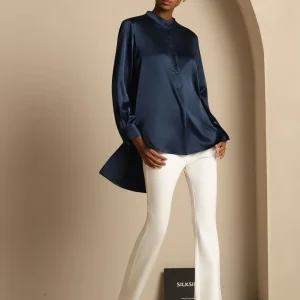 Blusa de mujer de seda 19Momme con Stand Collar High-Low y detalles de botones
