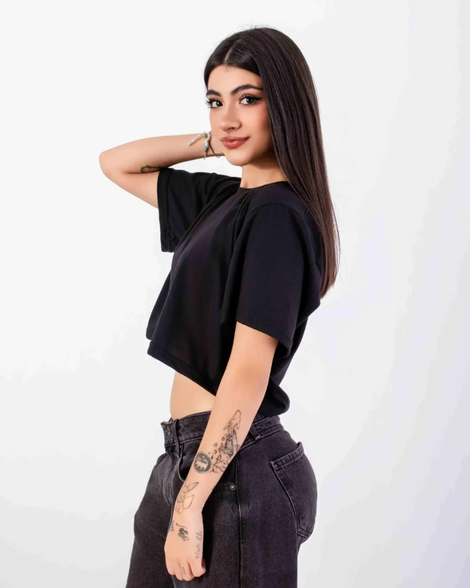 Crop Basic Negro - Imagen 4