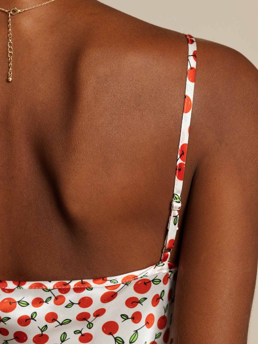 Vestido Corto de Seda con Tirantes Espagueti y Estampado de Cereza - Imagen 5