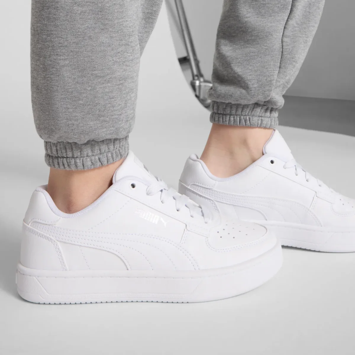 ZAPATILLA PUMA CAVEN 2.0 JR blanco - Imagen 3