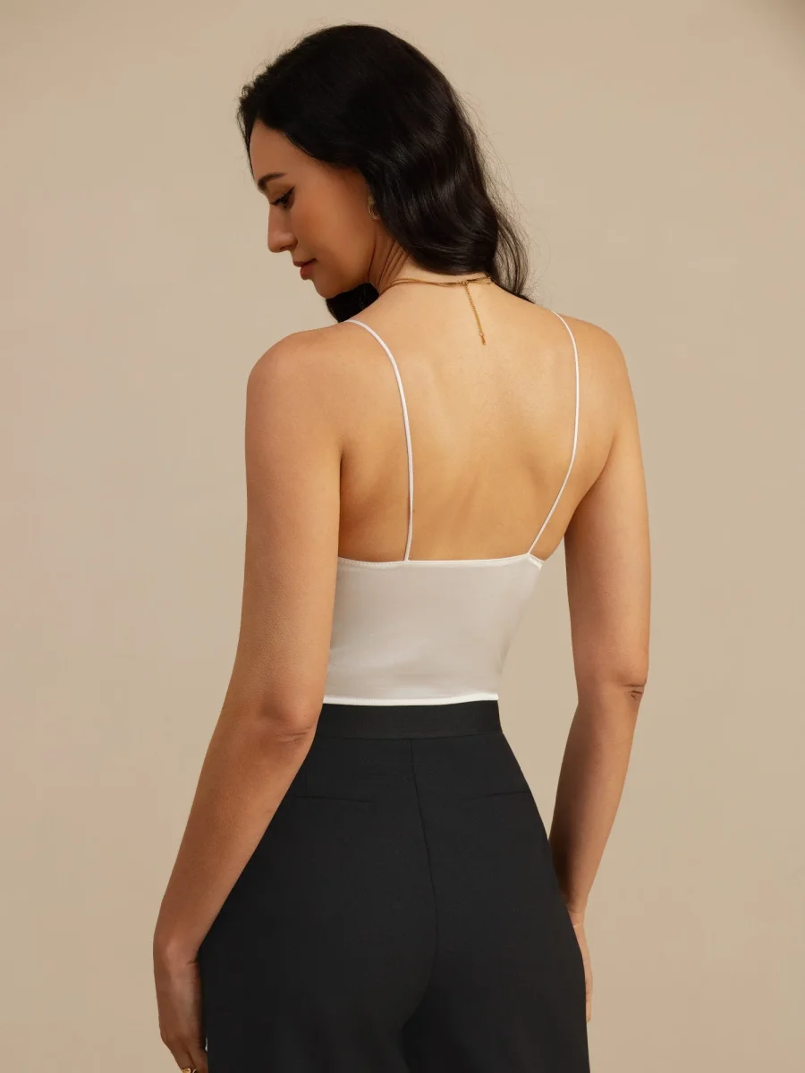 19Momme Top Corto De Seda Tirantes Finos Escote En V Camiseta Con Sujetador Incorporado - Imagen 3