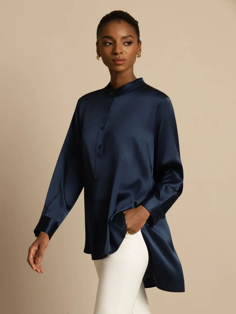 Blusa de mujer de seda 19Momme con Stand Collar High-Low y detalles de botones - Imagen 5