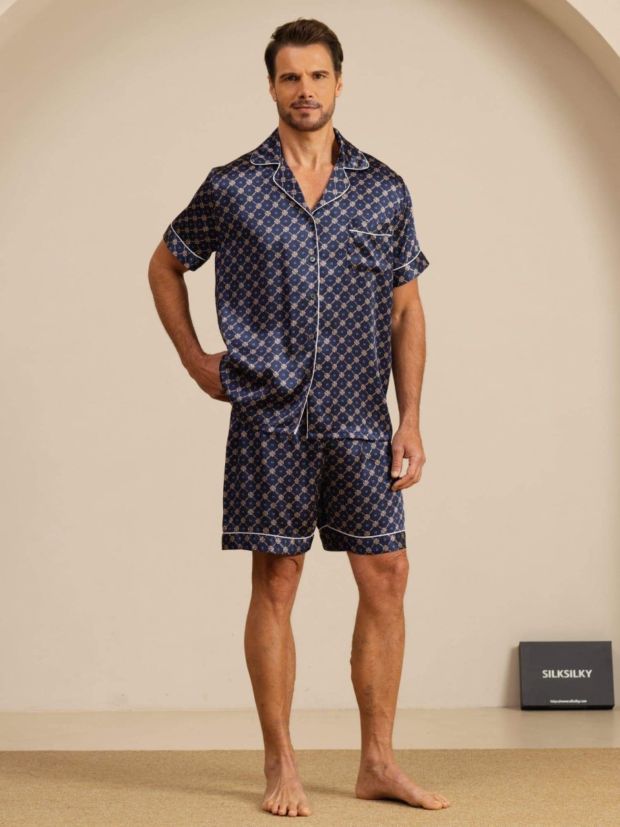 Conjunto Pijama Hombre De Seda Manga Corta Cuello Con Muesca Estampado Cadena Con Shorts - Imagen 4