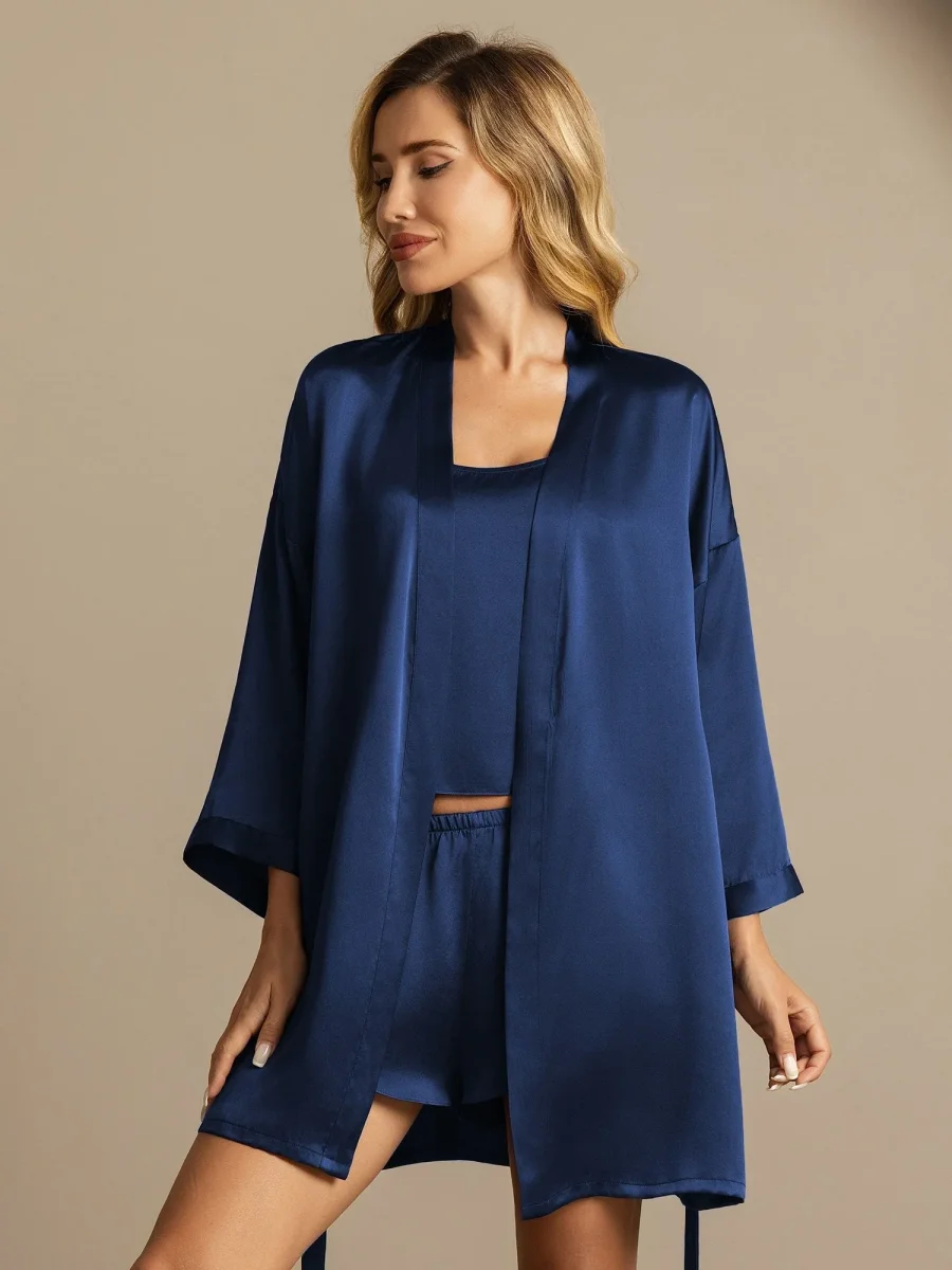 Conjunto Elegante de 3 Piezas de Batín y Camisola con Shorts de 100% Seda de Mora para Mujer - Imagen 8