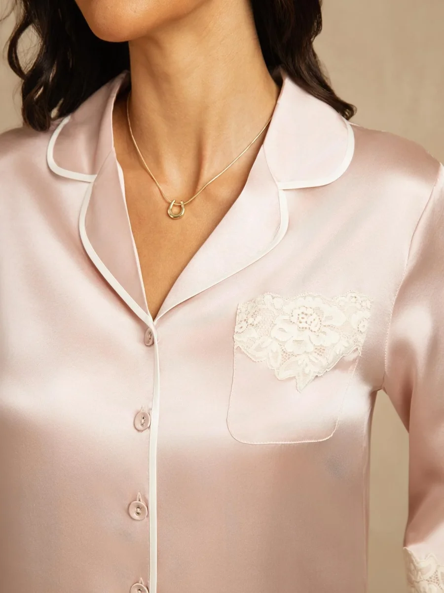 Camisón de Pura Seda con Botones y Diseño de Encaje - Imagen 5