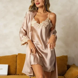 Elegante Conjunto De Camisón Y Bata De Pura Seda 2 Piezas