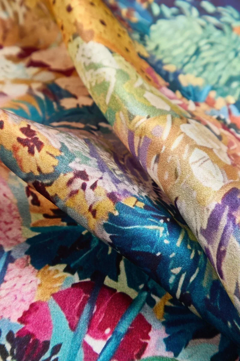 Pure Silk Bufanda Cuadrada Estampada 53*53 cm - Imagen 6