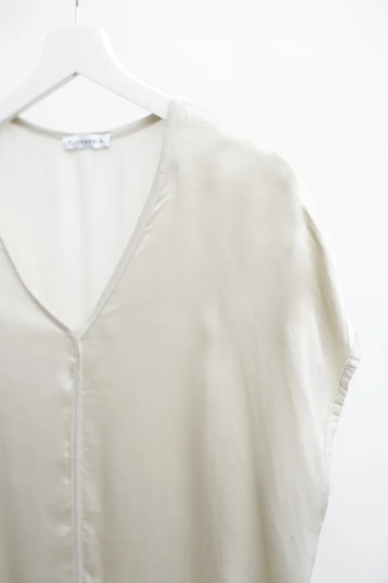 Top satinado detalle costura - Imagen 8