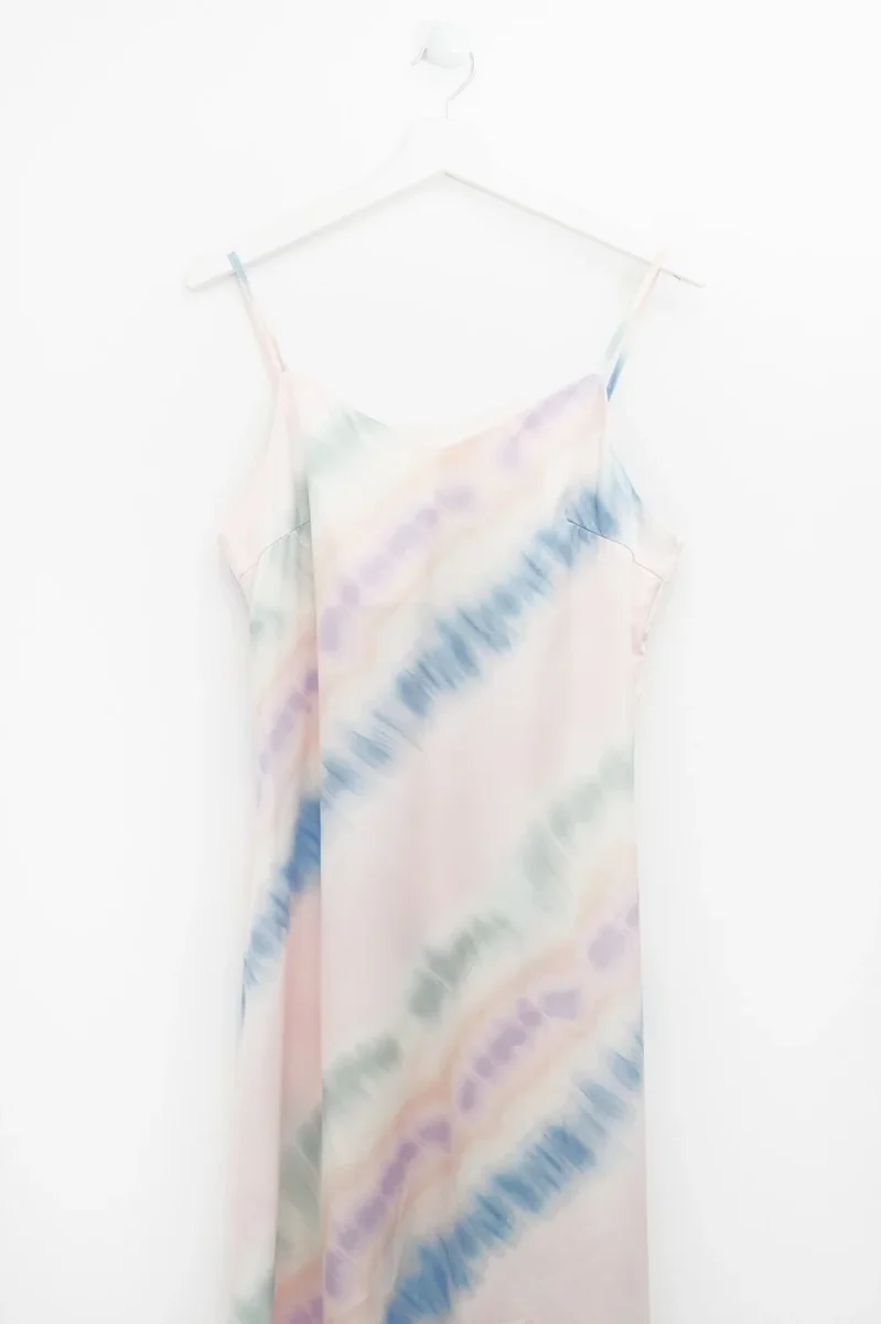 Vestido satinado tie-dye - Imagen 7