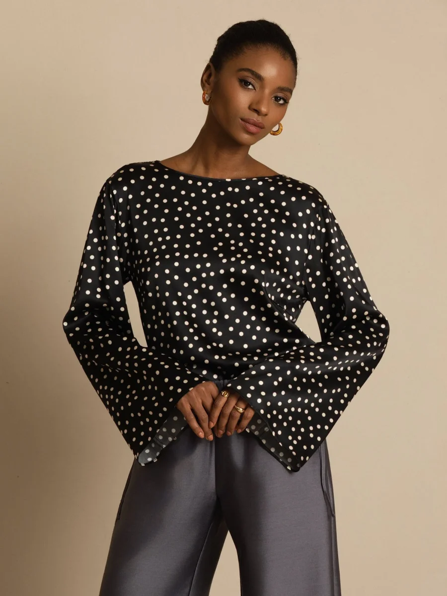 Top De Seda Para Mujer 19Momme Con Estampado De Lunares Mangas Campana Escote Bote - Imagen 2