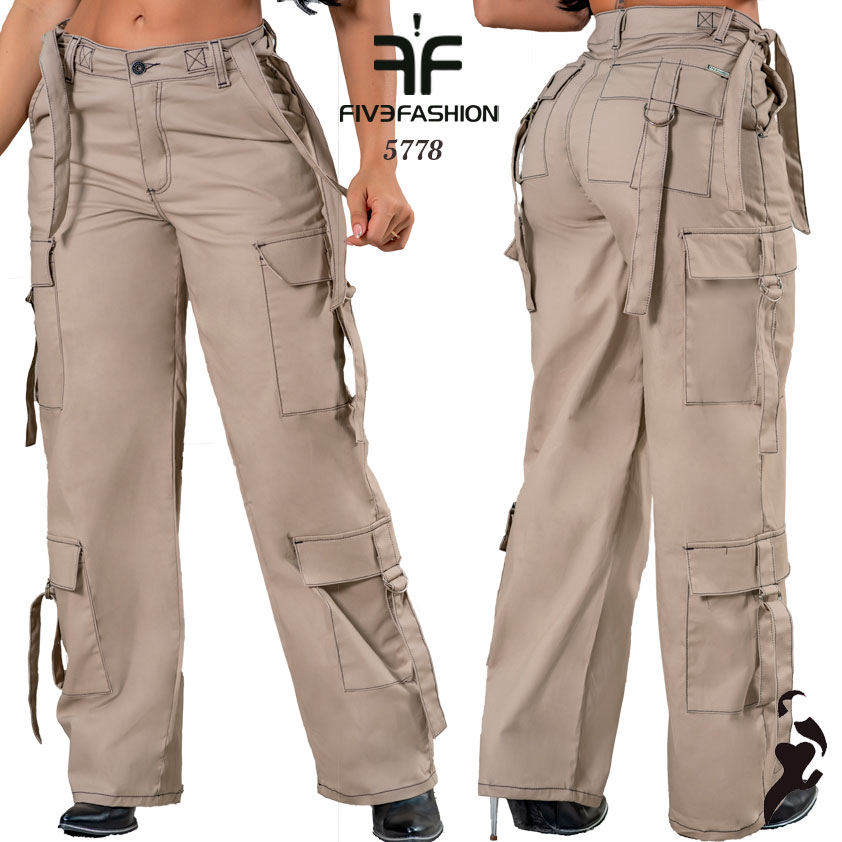 Pantalón cargo mujer beige ancho con bolsillos y tiras - Imagen 4
