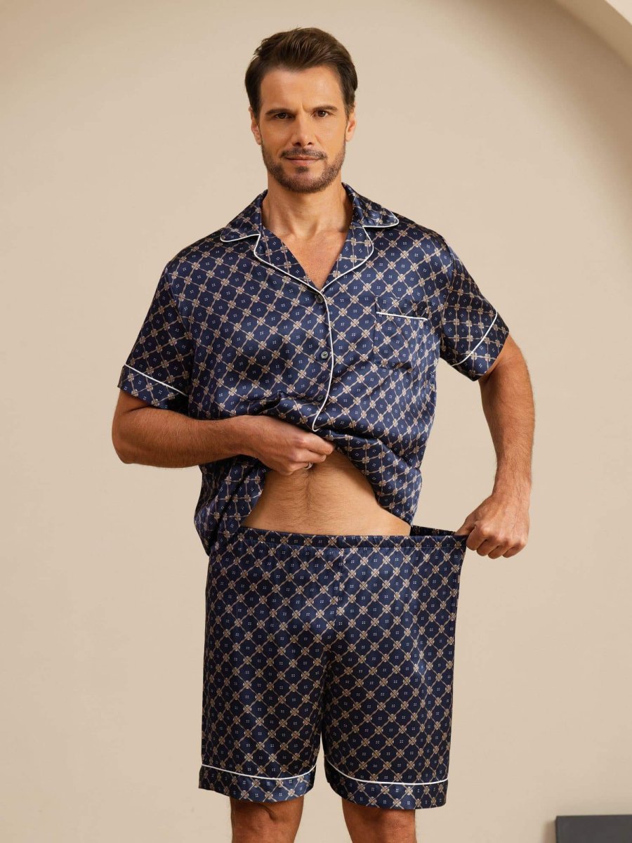 Conjunto Pijama Hombre De Seda Manga Corta Cuello Con Muesca Estampado Cadena Con Shorts - Imagen 5