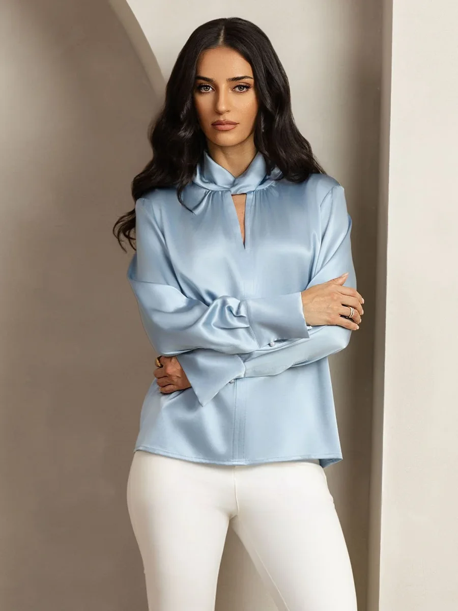 Blusa De Seda 19 Momme Con Escote De Lágrima Y Botones Tipo Perla - Imagen 7