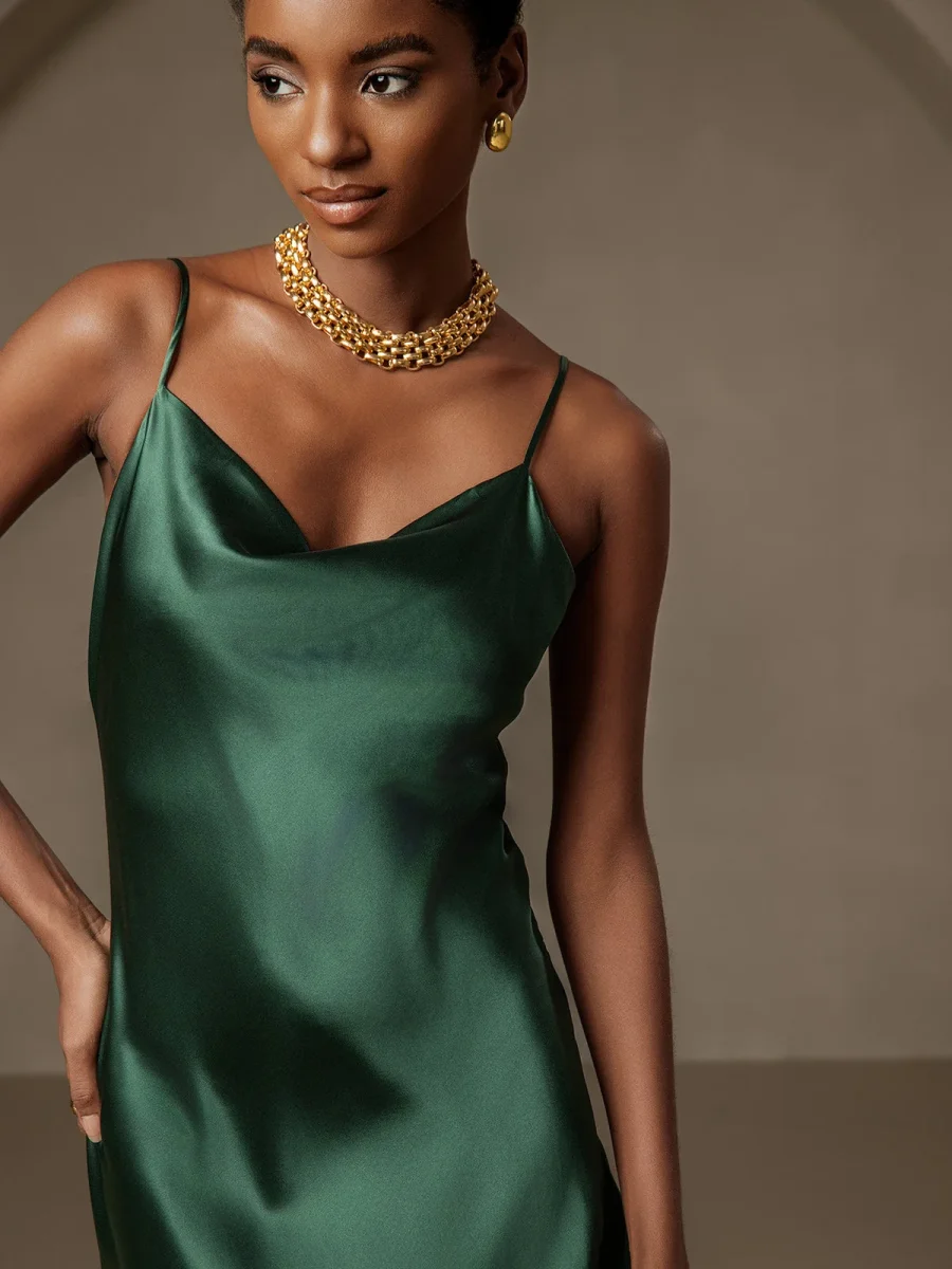 Vestido largo de seda pura con tirantes finos y abertura - Imagen 4