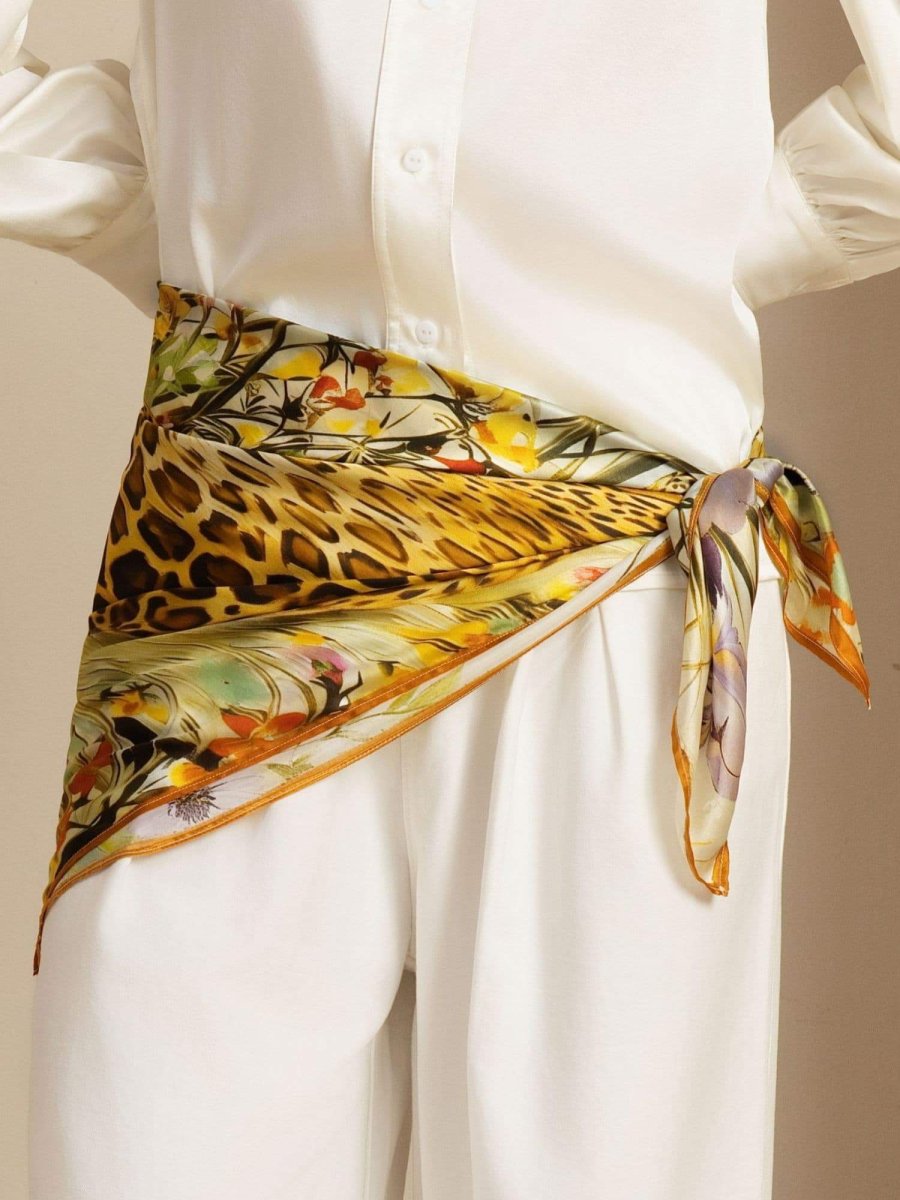 Pura Seda Leopardo & Floral Pañuelo - Tamaño 90x90cm - Imagen 5