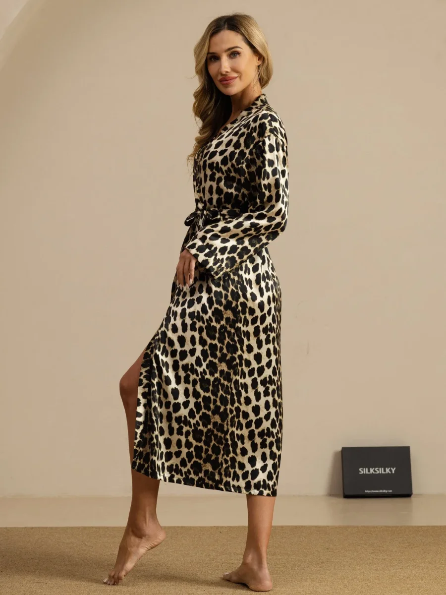 Bata Midi De Seda Pura Para Mujer Con Estampado De Leopardo Y Manga Larga - Imagen 4