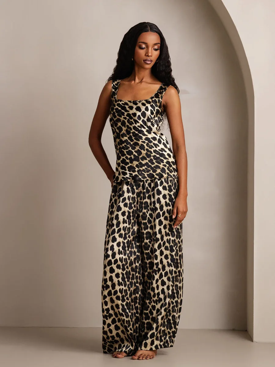 Conjunto De Mujer De Pura Seda Con Estampado De Leopardo – Top De Cuello En U Y Pantalones De Pierna Ancha