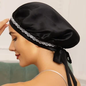Gorro de encaje de pura seda con cintas
