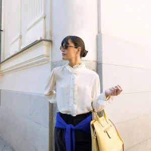 Blusa Amelie Volante Crudo