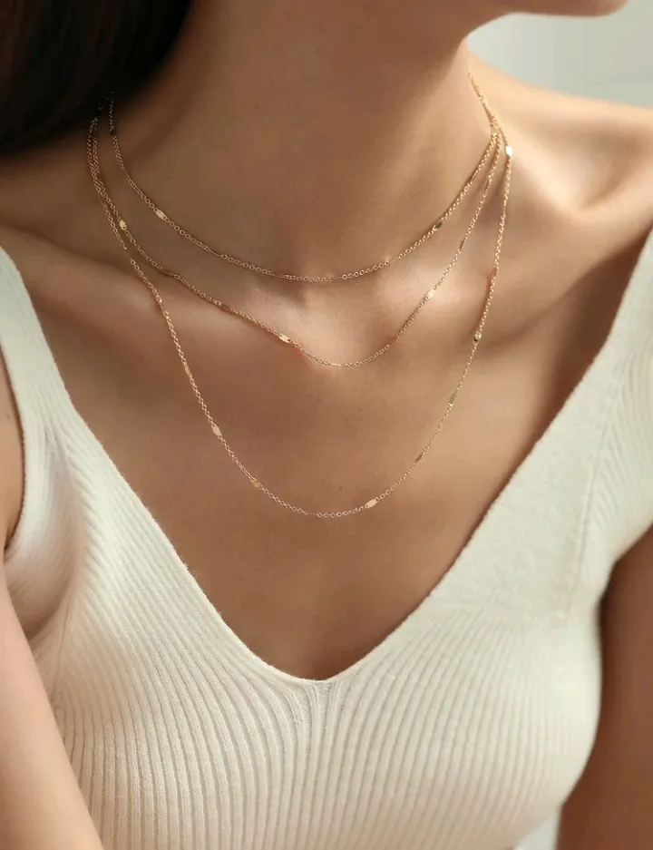 Collar de 3 cadenas doradas de moda Carla - Imagen 2