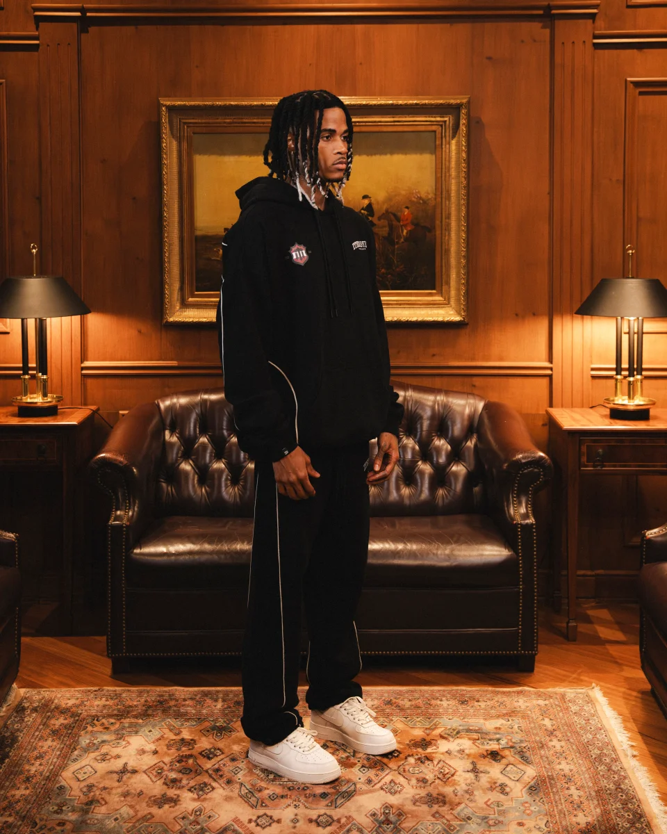 Hoodie Negro Off-Season Hombre - Imagen 3