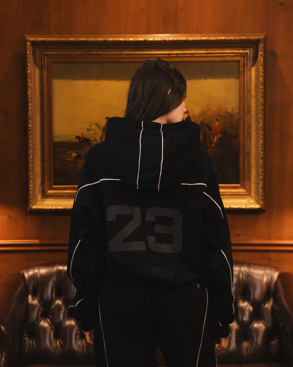 Hoodie Negro Off-Season Mujer - Imagen 5