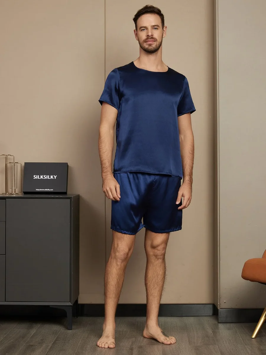 Pijama De Hombre De Pura Seda Con Mangas Cortas Cuello Redondo Y Shorts - Imagen 6
