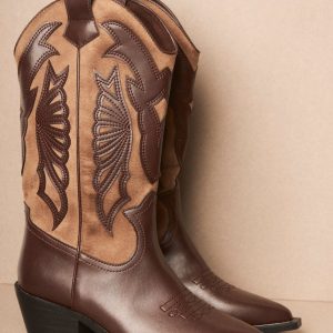 Bota cowboy contraste