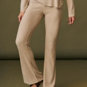 Pantalón flare canalé