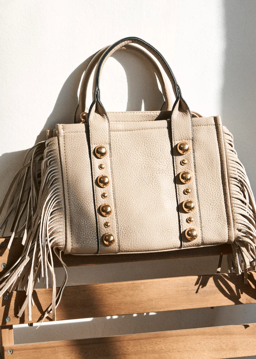 Bolso flecos tachuelas - Imagen 6
