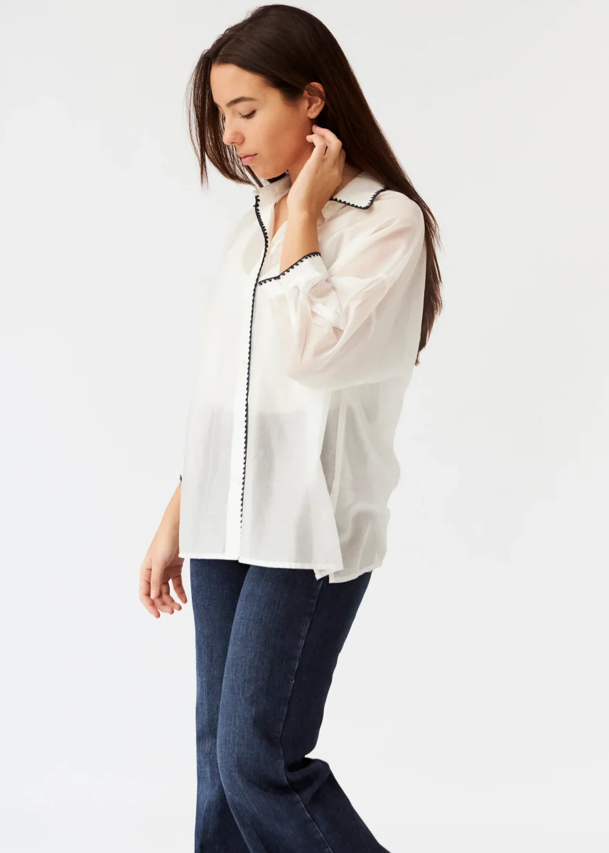 Camisa organza detalle crochet - Imagen 3