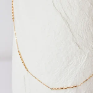 Collar fino