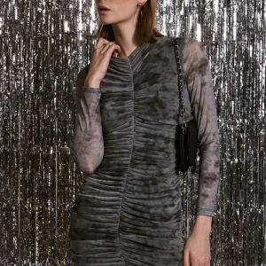 Vestido frunces tul