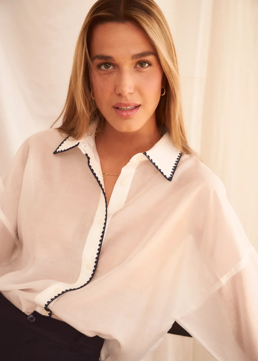 Camisa organza detalle crochet - Imagen 6