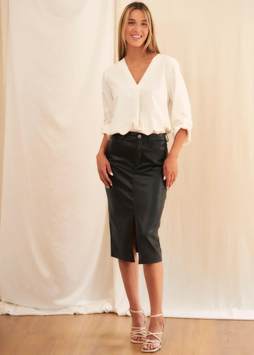 Falda midi efecto piel