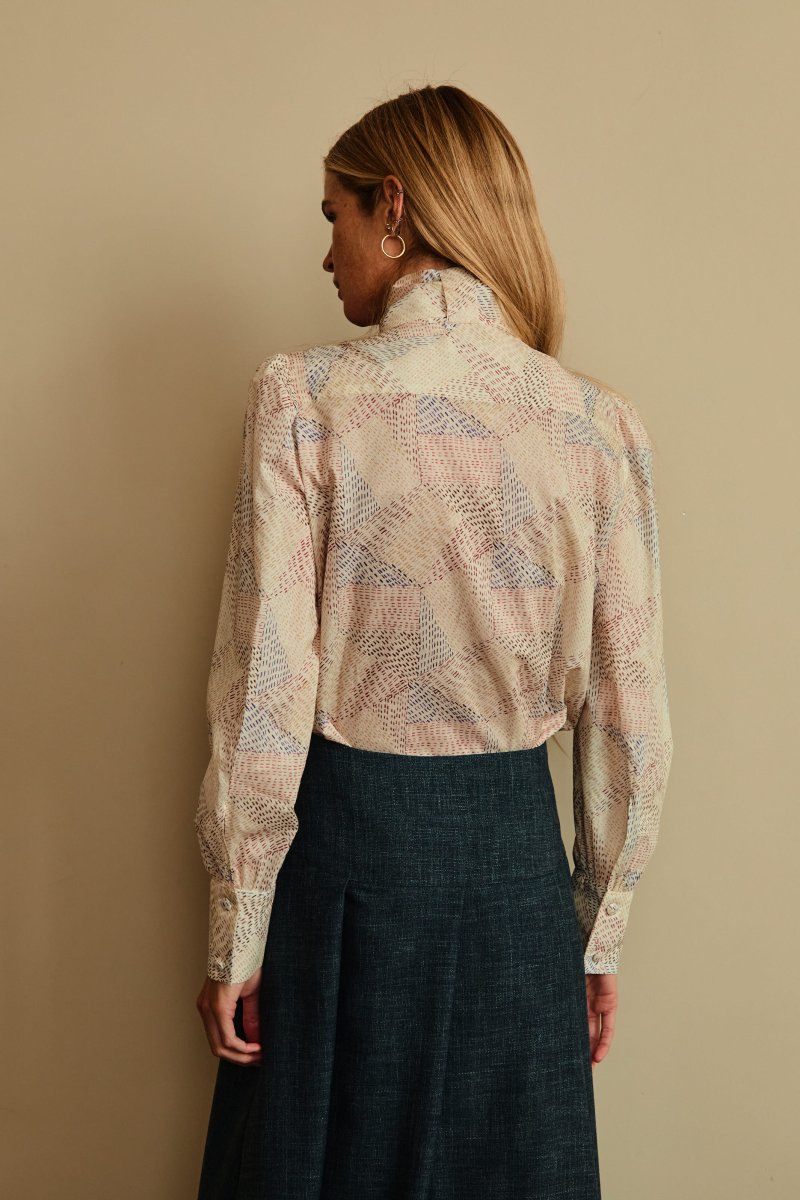 Blusa Pureza Lazo Estampada - Imagen 6