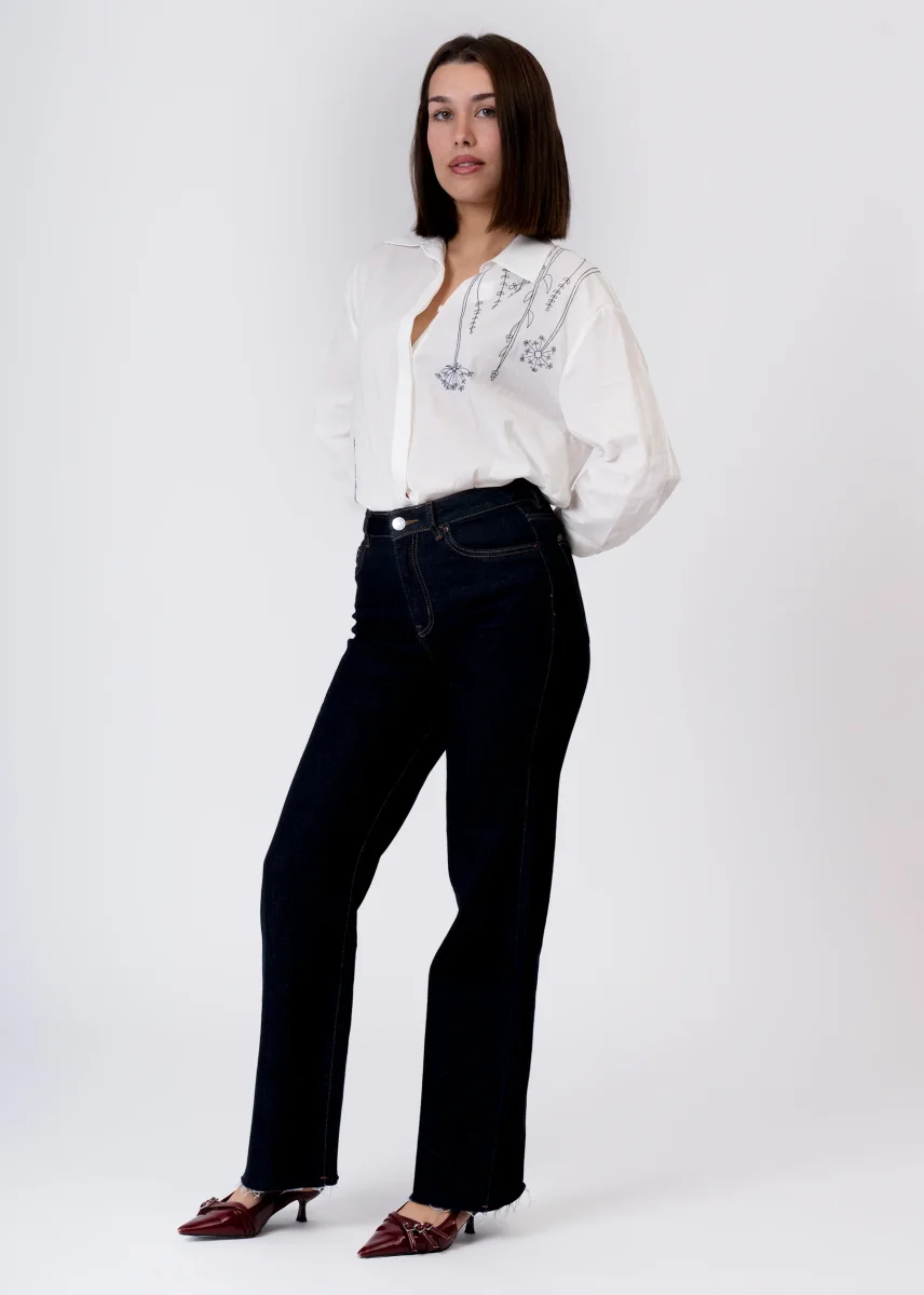Camisa bordado floral - Imagen 2