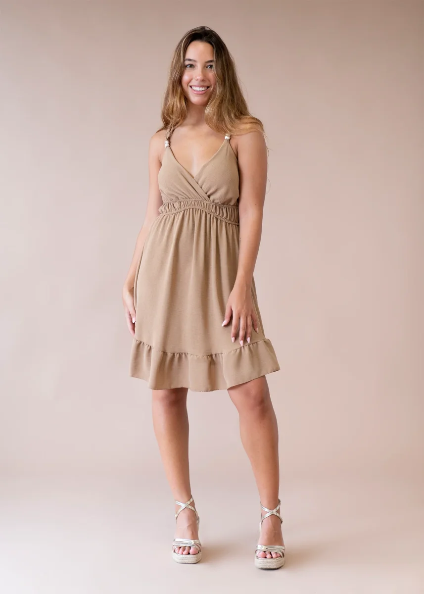 Vestido abalorios fluido corto