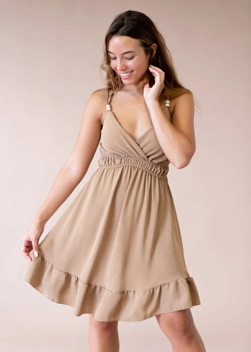 Vestido abalorios fluido corto - Imagen 3