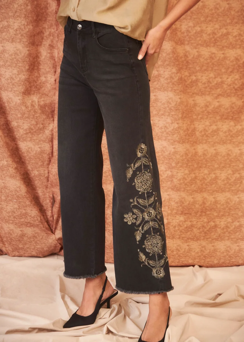 Jeans wide leg bordados