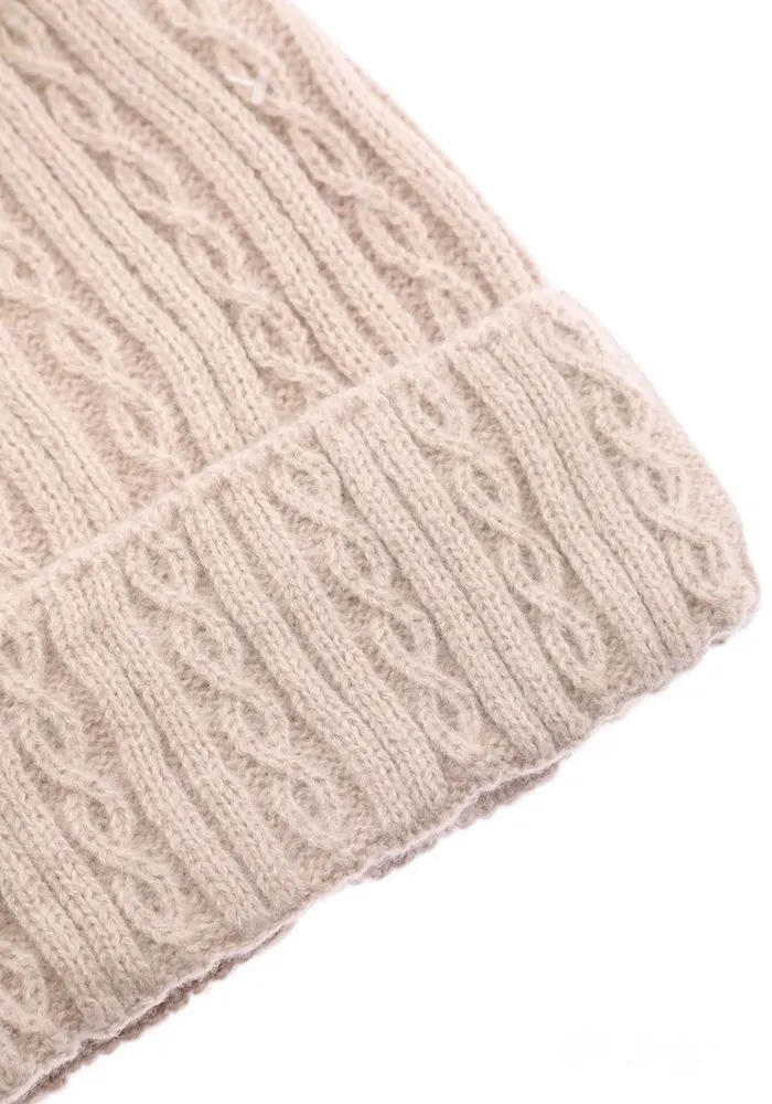Gorro con pompón de pelo sintético - Imagen 6