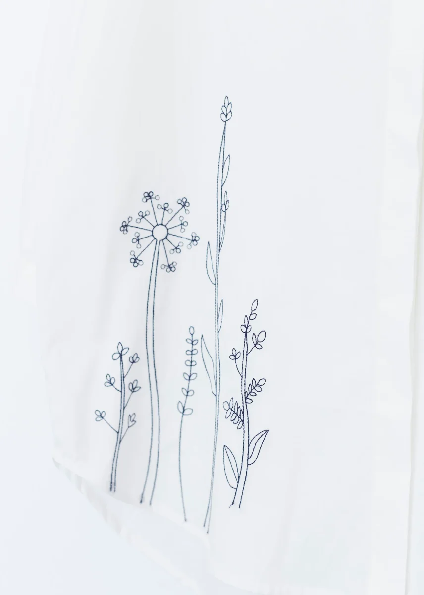 Camisa bordado floral - Imagen 7