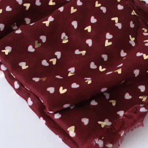 Pañuelo corazones desflecado